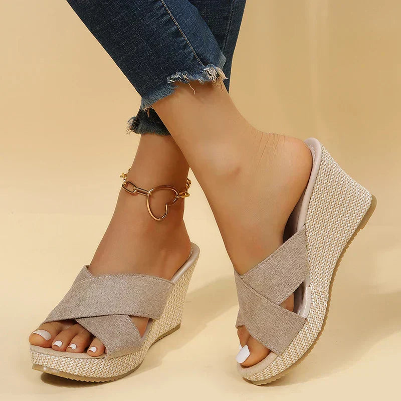 Lillian™ | Chic Cross-Strap Sandals