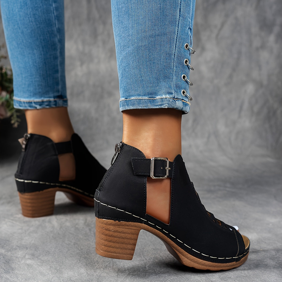 Alice™ | Lattice-Heel Sandals