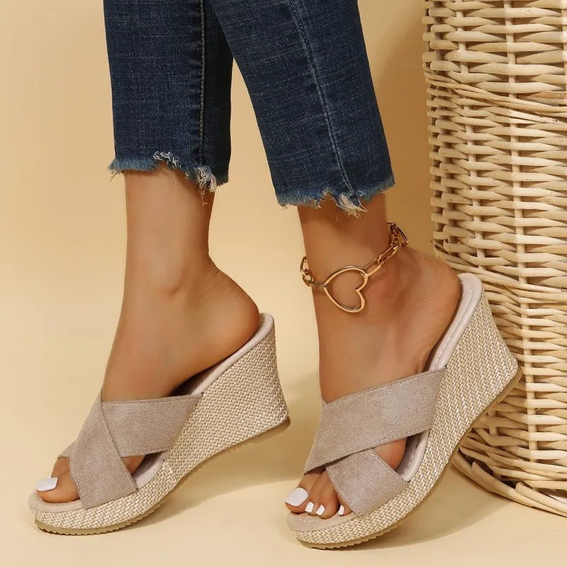 Lillian™ | Chic Cross-Strap Sandals