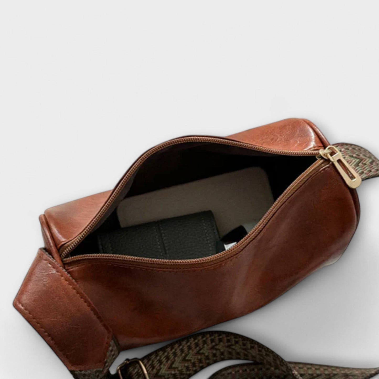 Barbara's Bags - Vintage Crossbody Bag