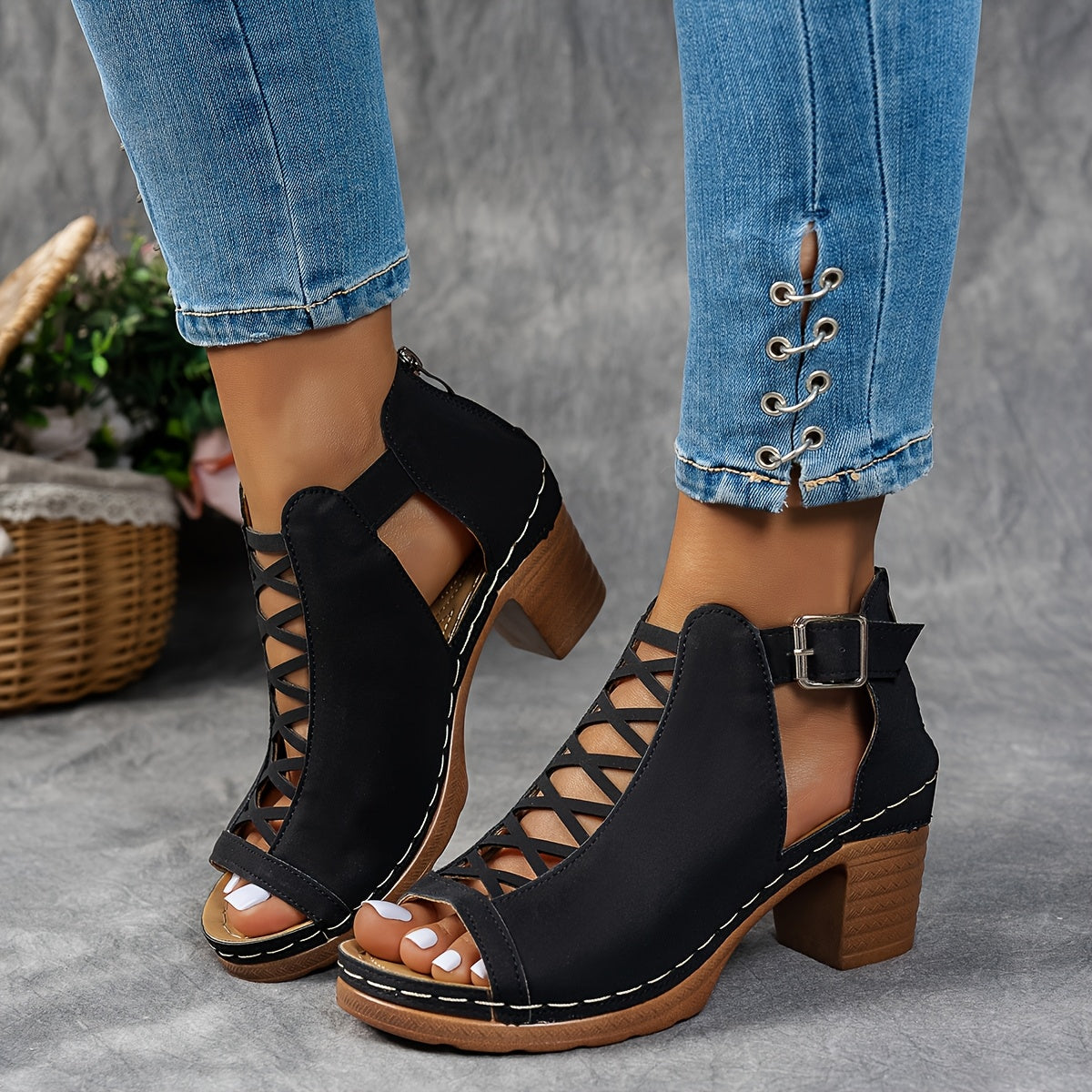 Alice™ | Lattice-Heel Sandals